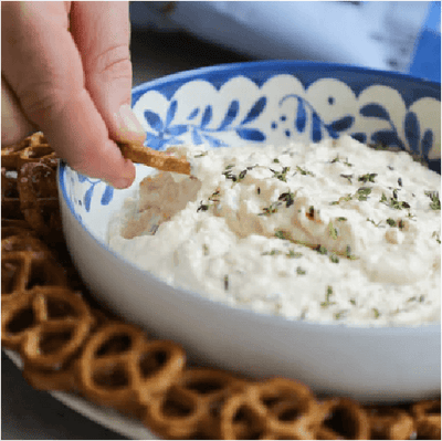 Caramelized French Onion Pretzel Dip